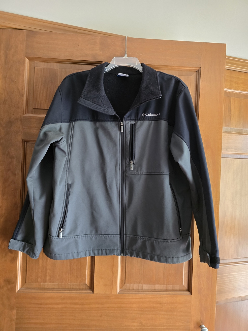 Columbia Men's Ascender Softshell Jacket.
